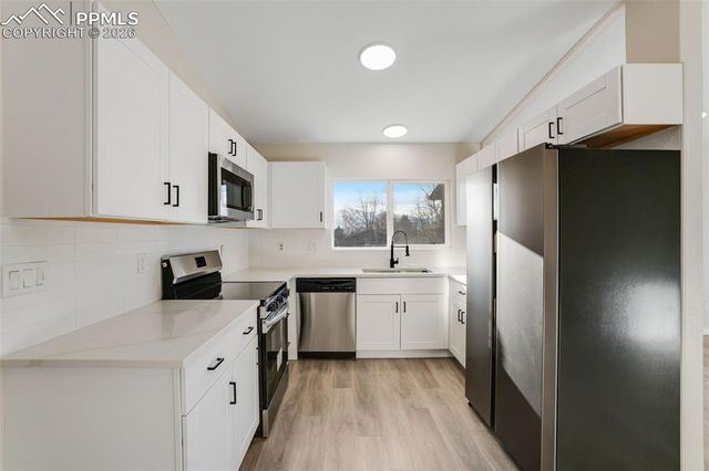 3865 Chinawood Court, Colorado Springs, CO 80918