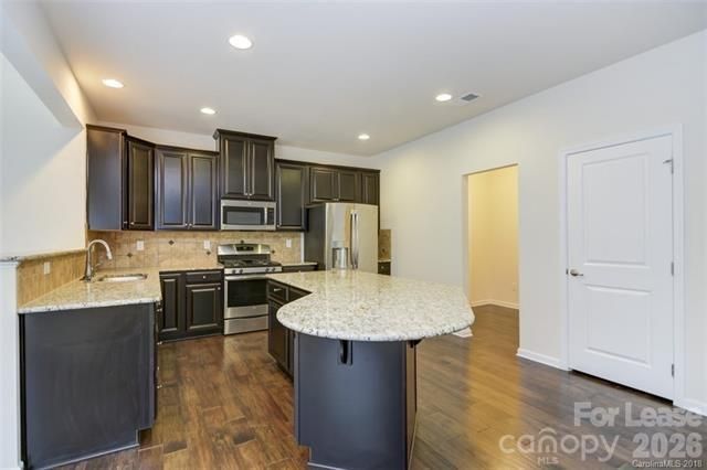 5620 Selkirkshire Road, Charlotte, NC 28278