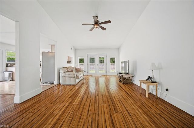 3612 Monterrey CT, Virginia Beach, VA 23453