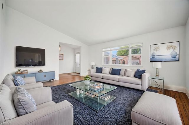 3612 Monterrey CT, Virginia Beach, VA 23453