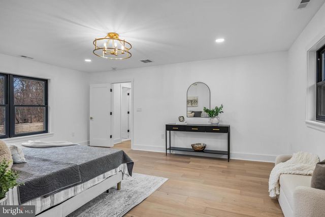 15 IMPERIAL DR, Cherry Hill, NJ 08003