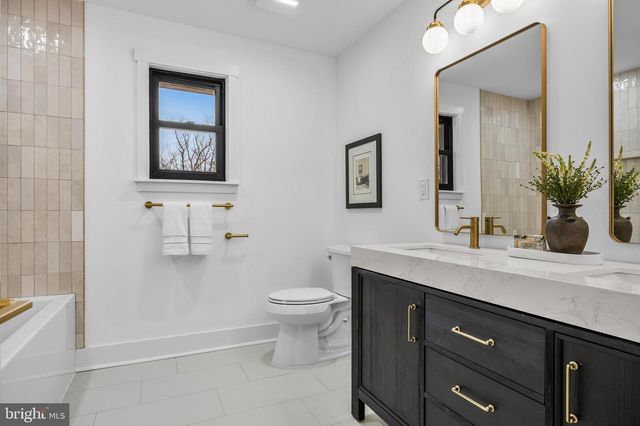 15 IMPERIAL DR, Cherry Hill, NJ 08003