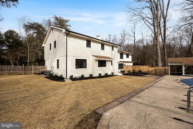 15 IMPERIAL DR, Cherry Hill, NJ 08003