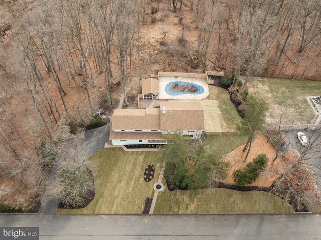 15 IMPERIAL DR, Cherry Hill, NJ 08003