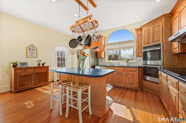 1209 Daniels Farm Road, Trumbull, CT 06611