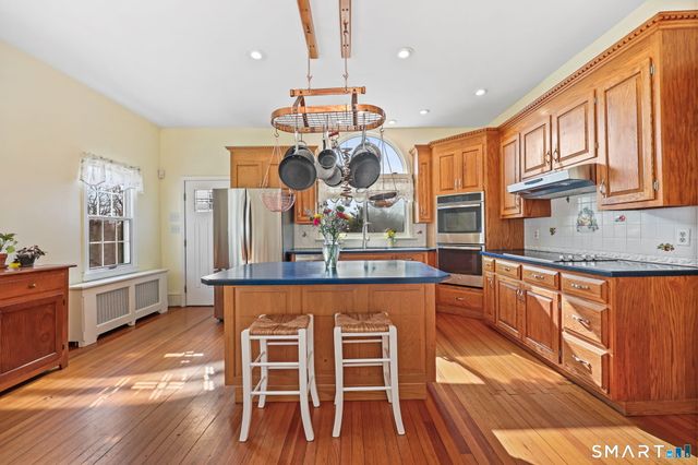 1209 Daniels Farm Road, Trumbull, CT 06611