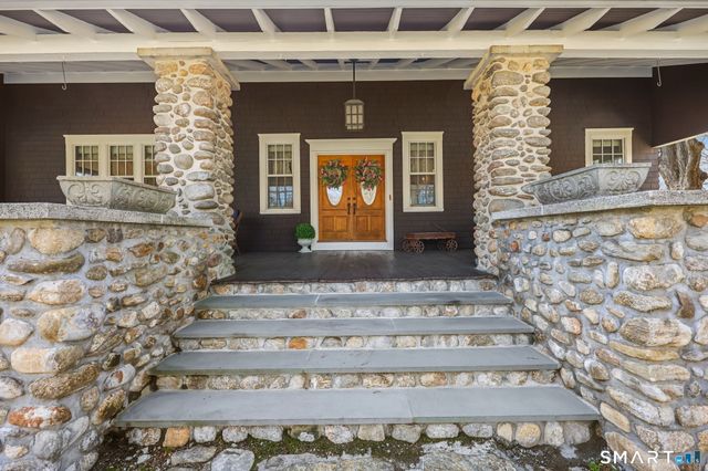 1209 Daniels Farm Road, Trumbull, CT 06611