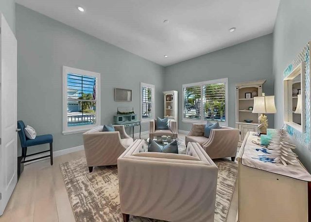 826 MANNS HARBOR DRIVE, Apollo Beach, FL 33572