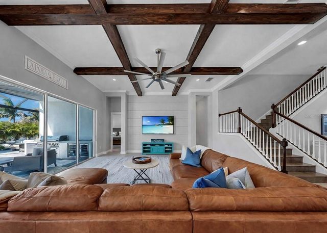 826 MANNS HARBOR DRIVE, Apollo Beach, FL 33572