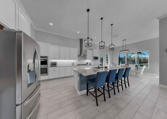 826 MANNS HARBOR DRIVE, Apollo Beach, FL 33572