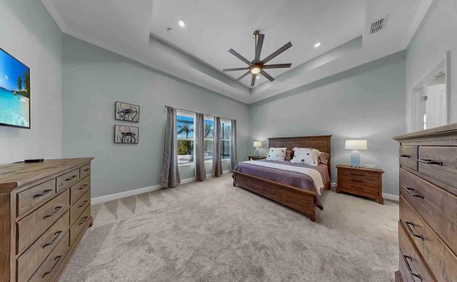 826 MANNS HARBOR DRIVE, Apollo Beach, FL 33572