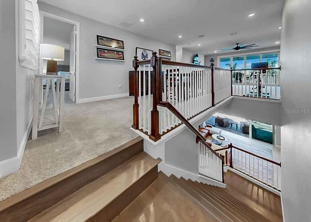 826 MANNS HARBOR DRIVE, Apollo Beach, FL 33572