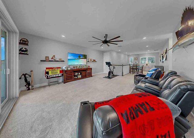 826 MANNS HARBOR DRIVE, Apollo Beach, FL 33572