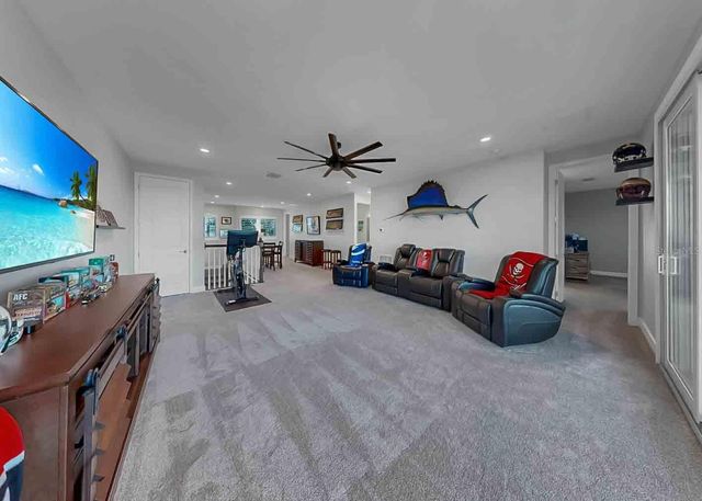 826 MANNS HARBOR DRIVE, Apollo Beach, FL 33572