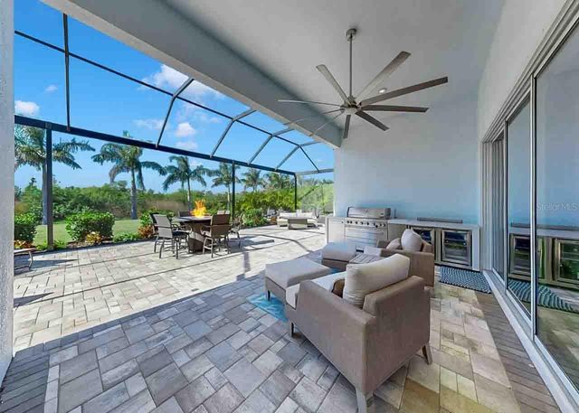 826 MANNS HARBOR DRIVE, Apollo Beach, FL 33572