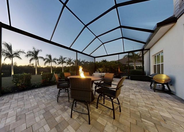 826 MANNS HARBOR DRIVE, Apollo Beach, FL 33572