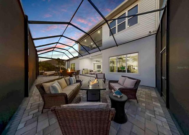 826 MANNS HARBOR DRIVE, Apollo Beach, FL 33572