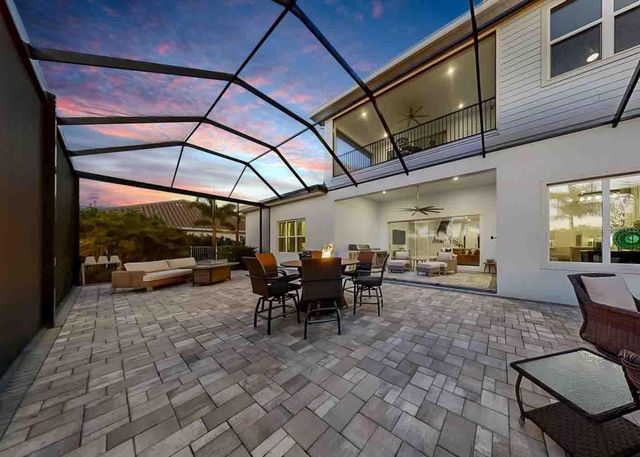 826 MANNS HARBOR DRIVE, Apollo Beach, FL 33572