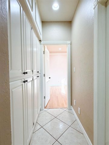 8009 NW Norwick Ave, Lawton, OK 73505