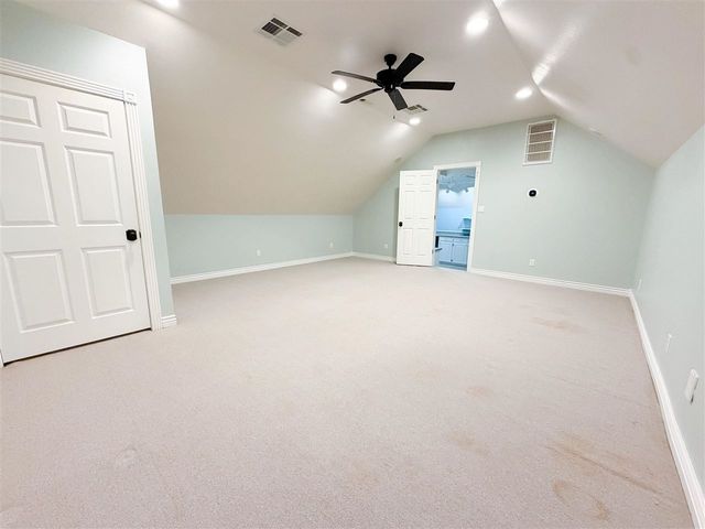 8009 NW Norwick Ave, Lawton, OK 73505