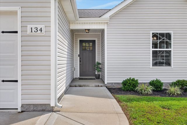 134 Monaghan Dr, Clarksville, TN 37042