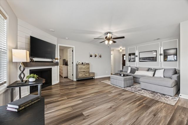 134 Monaghan Dr, Clarksville, TN 37042