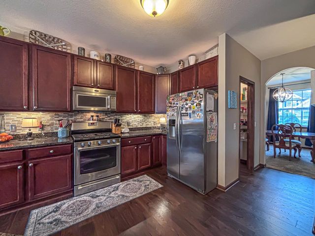1631 Arthurs PASS, Oconomowoc, WI 53066