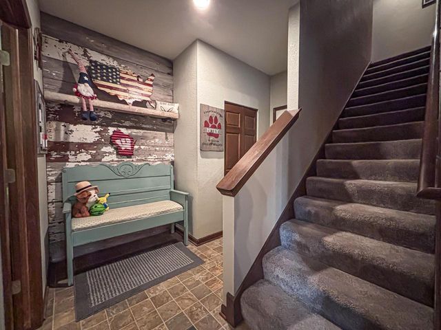 1631 Arthurs PASS, Oconomowoc, WI 53066
