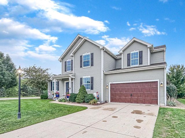 1631 Arthurs PASS, Oconomowoc, WI 53066