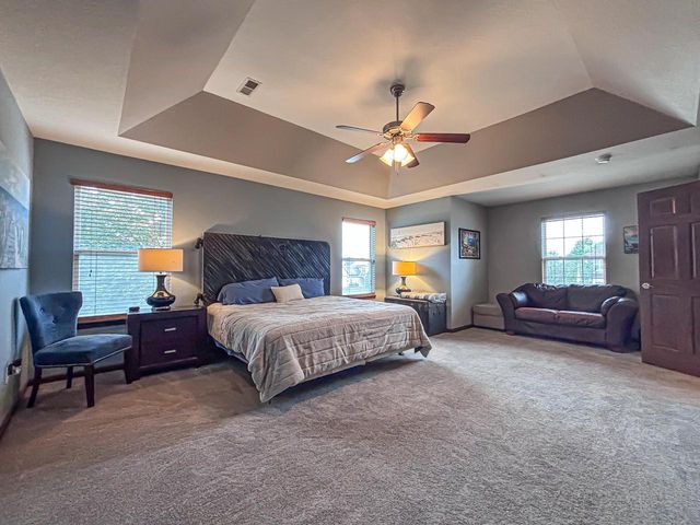 1631 Arthurs PASS, Oconomowoc, WI 53066