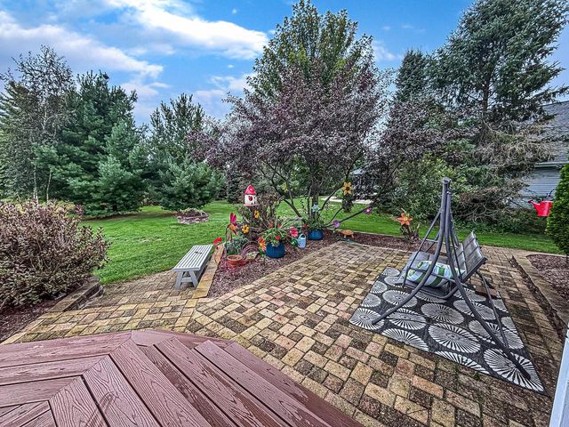 1631 Arthurs PASS, Oconomowoc, WI 53066