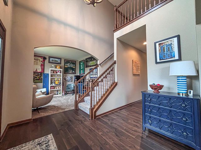1631 Arthurs PASS, Oconomowoc, WI 53066