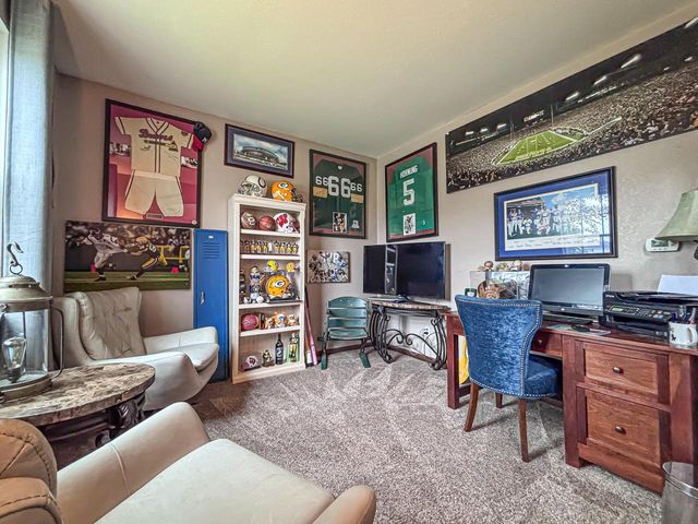 1631 Arthurs PASS, Oconomowoc, WI 53066