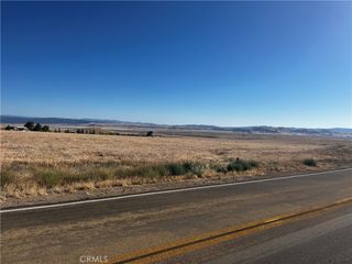 4 Arriba Trail, Santa Margarita, CA 93453