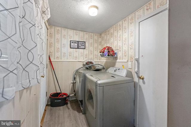 131 NORTH AVE, West Berlin, NJ 08091