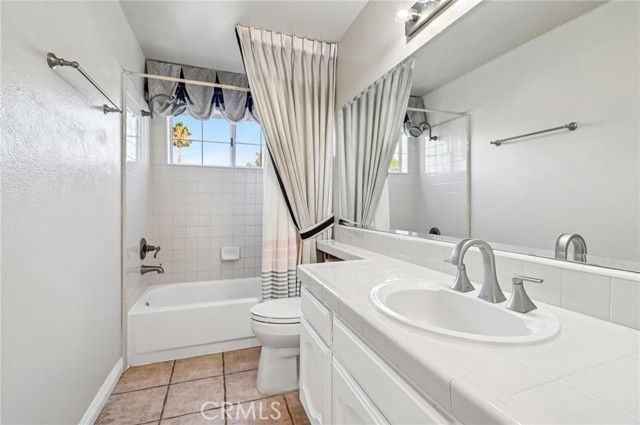 25507 Longfellow Place, Stevenson Ranch, CA 91381