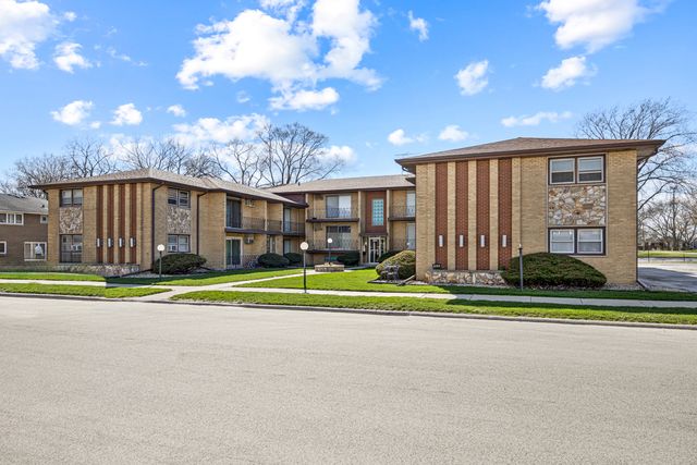 18318 Exchange Avenue 2F, Lansing, IL 60438