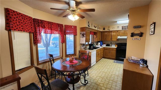 8211 E 189th Street, Belton, MO 64012