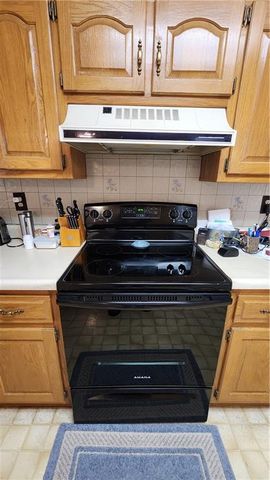 8211 E 189th Street, Belton, MO 64012