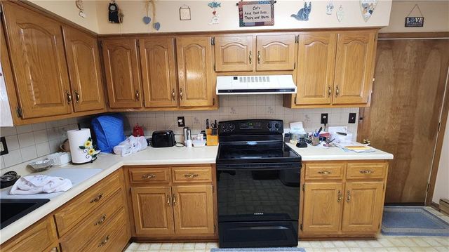 8211 E 189th Street, Belton, MO 64012