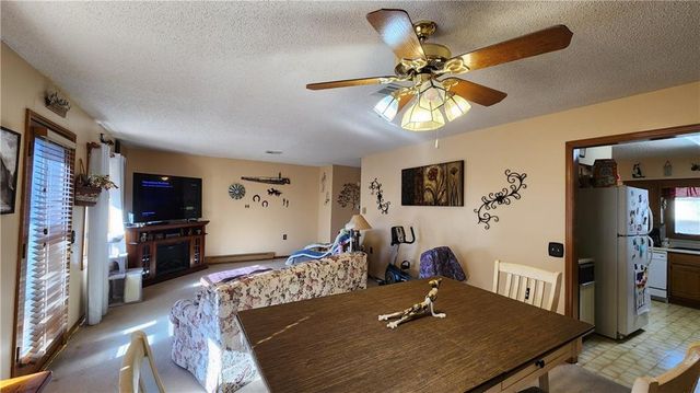 8211 E 189th Street, Belton, MO 64012