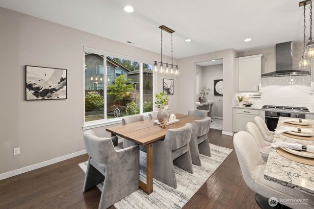 356 Vaughan Boulevard NE, North Bend, WA 98045