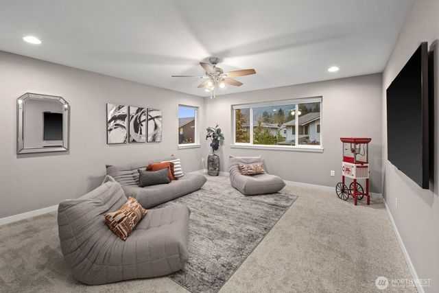 356 Vaughan Boulevard NE, North Bend, WA 98045