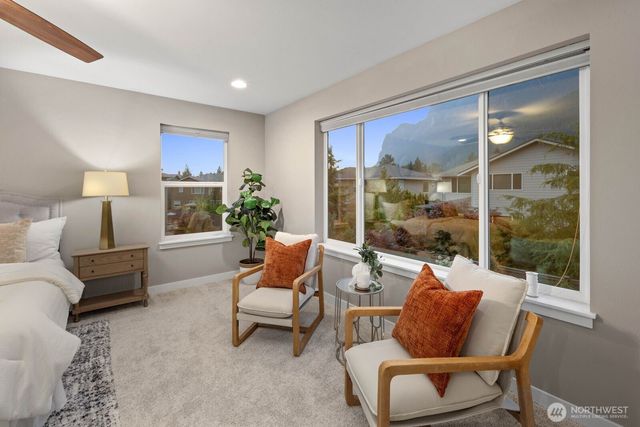 356 Vaughan Boulevard NE, North Bend, WA 98045