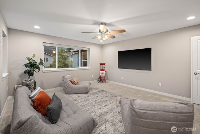 356 Vaughan Boulevard NE, North Bend, WA 98045