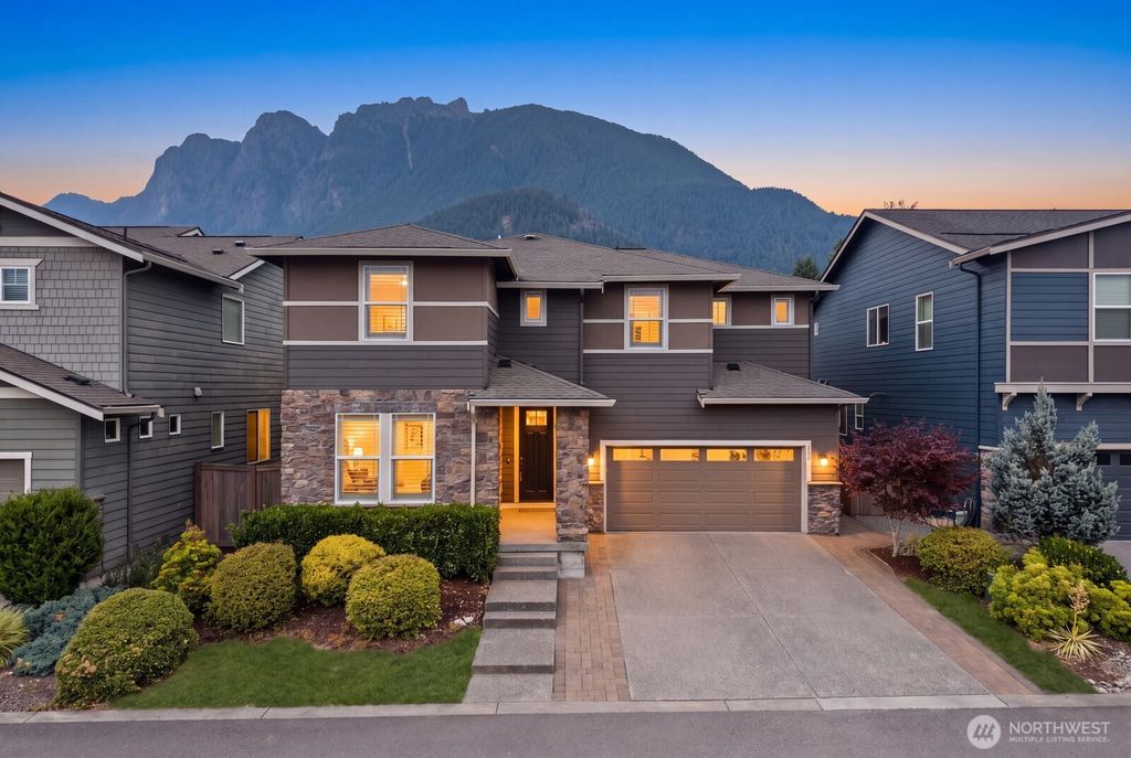 356 Vaughan Boulevard NE, North Bend, WA 98045