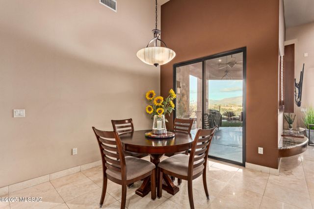 532 W Silhouette Ridge Place, Oro Valley, AZ 85755