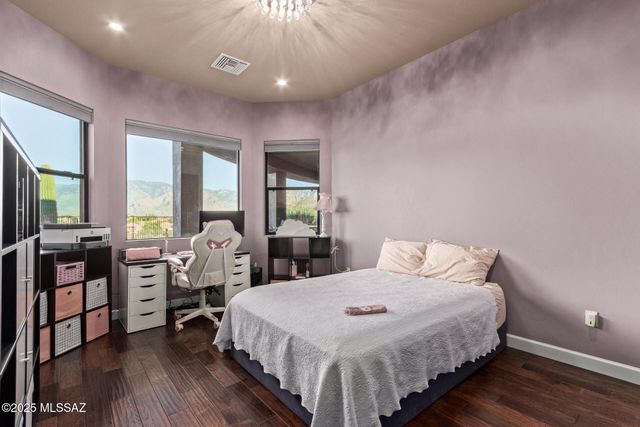 532 W Silhouette Ridge Place, Oro Valley, AZ 85755