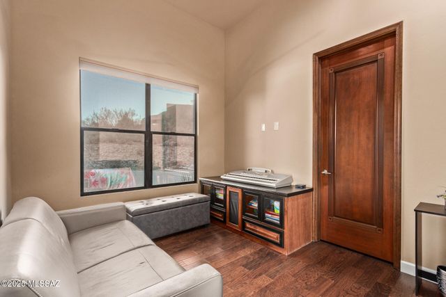 532 W Silhouette Ridge Place, Oro Valley, AZ 85755