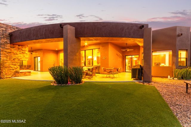 532 W Silhouette Ridge Place, Oro Valley, AZ 85755